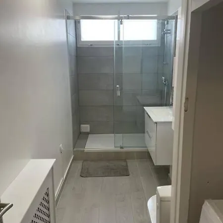 Appartement Renove Et Spacieux, Terrasse, 4 Pers Franconville  Exterior photo