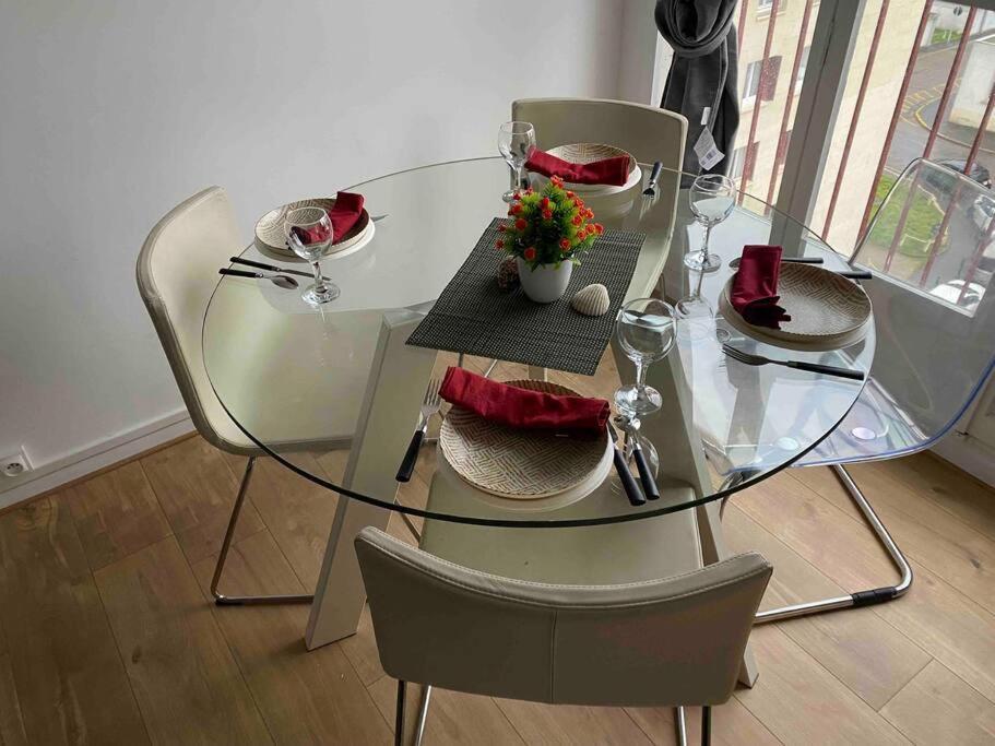 Renove Et Spacieux, Terrasse, 4 Pers * Franconville (Val-d'Oise)
