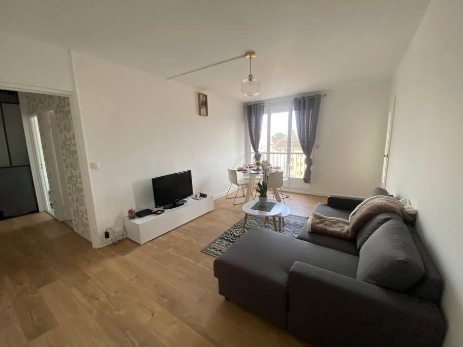 Apartment Renove Et Spacieux, Terrasse, 4 Pers *